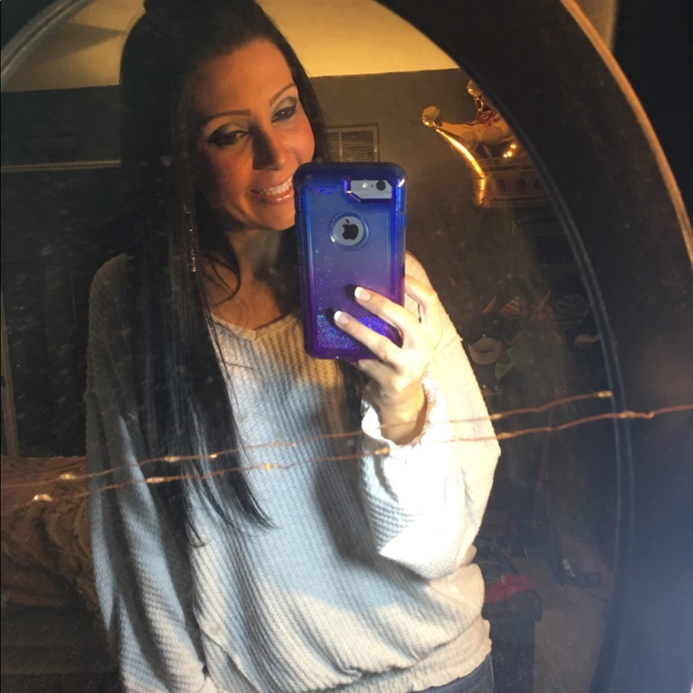 Meet your Posher, Hollie